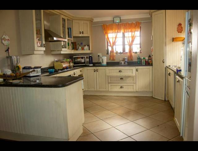 3 BEDROOM HOUSE FOR SALE IN KENMARE